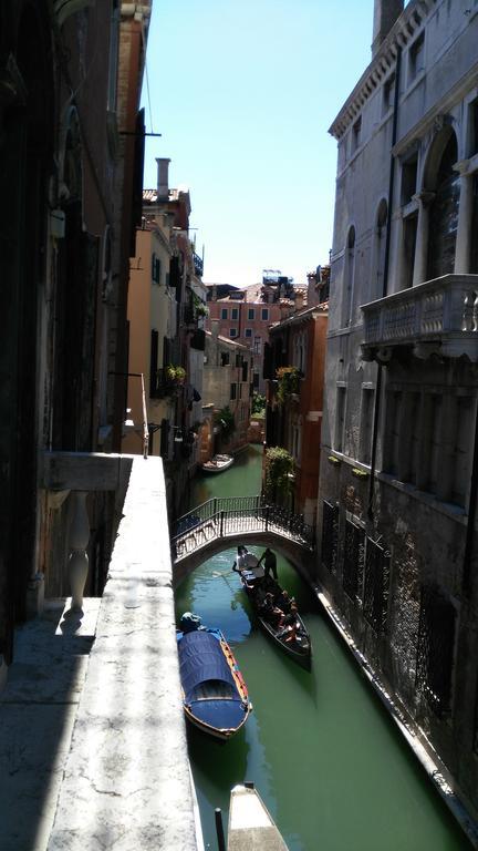 Balcone Sul Canale ヴェネツィア エクステリア 写真